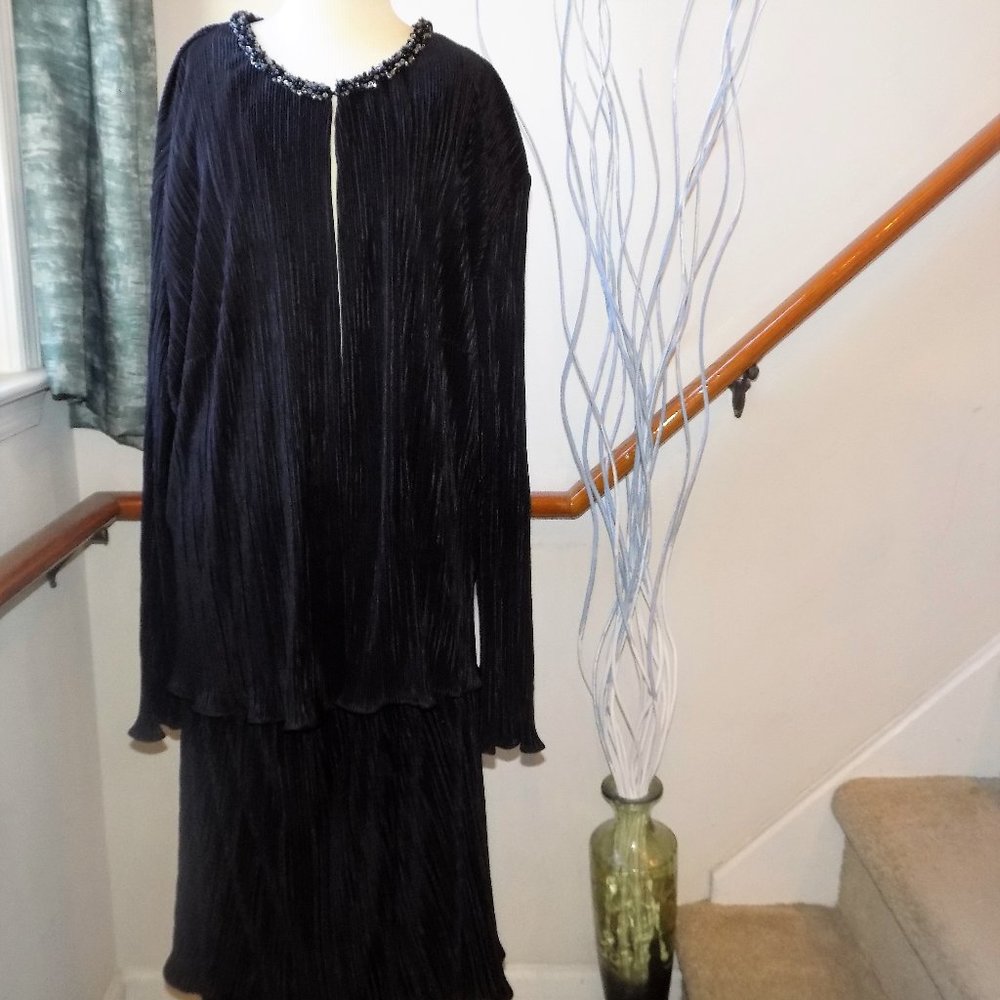 CACHET Ladies Plus Size Black Ribbed Skirt Suit 2 Piece Set Women's Size 20 W
